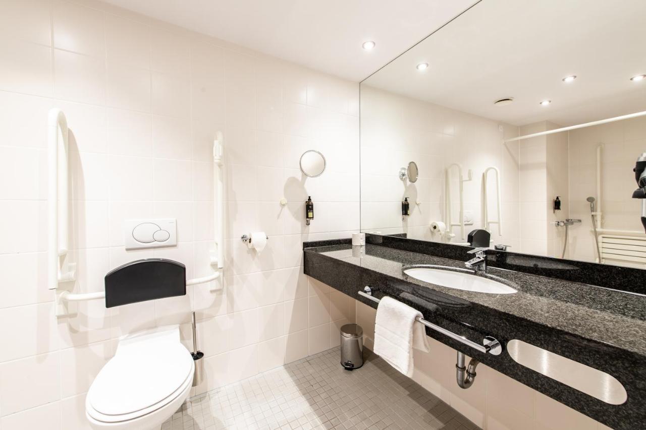 Premier Inn Braunschweig City Centre Bagian luar foto