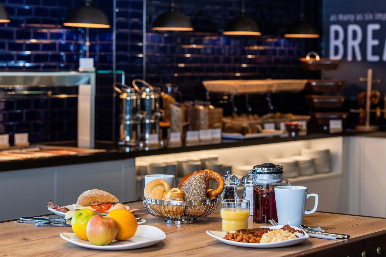 Premier Inn Braunschweig City Centre Bagian luar foto